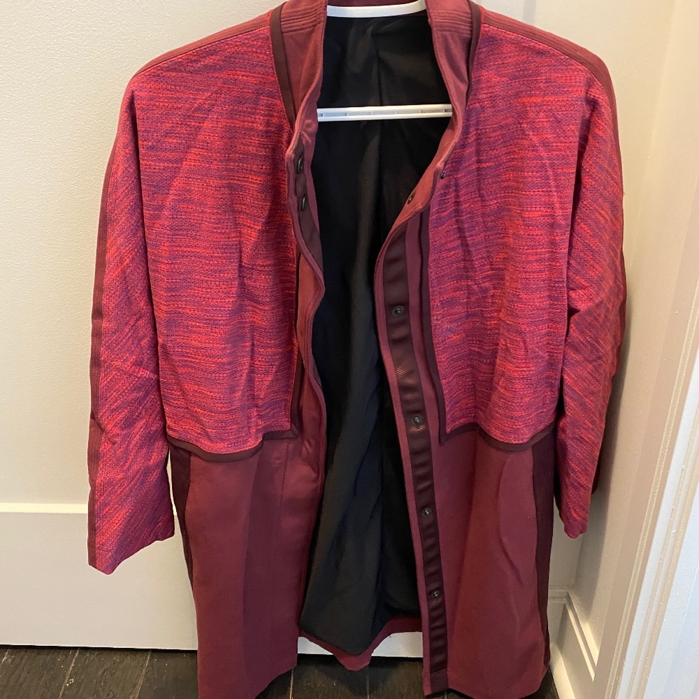 Women's Lululemon Two Toned Light Button Coat - Size xS